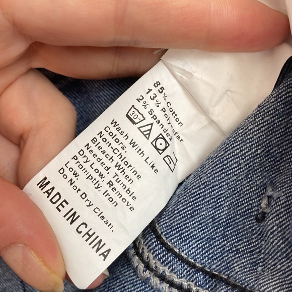 Stretch Flare Jeans with belt size large - Picture 11 of 11